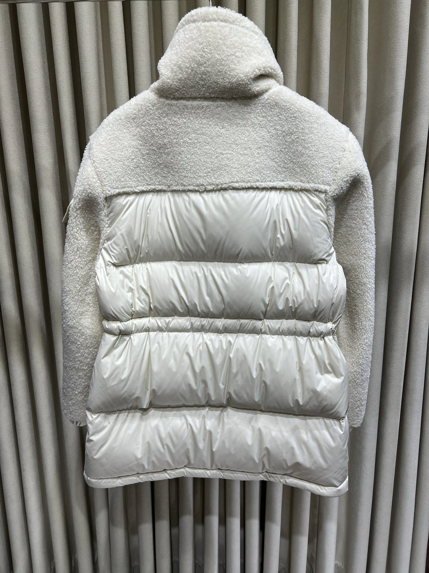 victoria- 7o9385r Escaut down jacket .lamb wool item:D-F140J2113